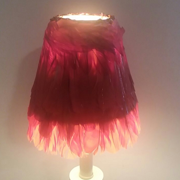 Red Feather n Stone Lamp Shade - Picture 6 of 7